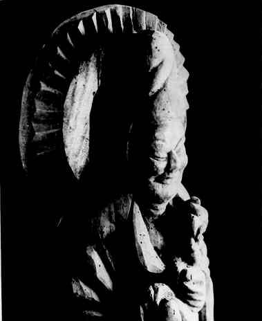 Koyasu Kannon, Senshū-ji. Source: Yanagi (1925) photo book, no. 41